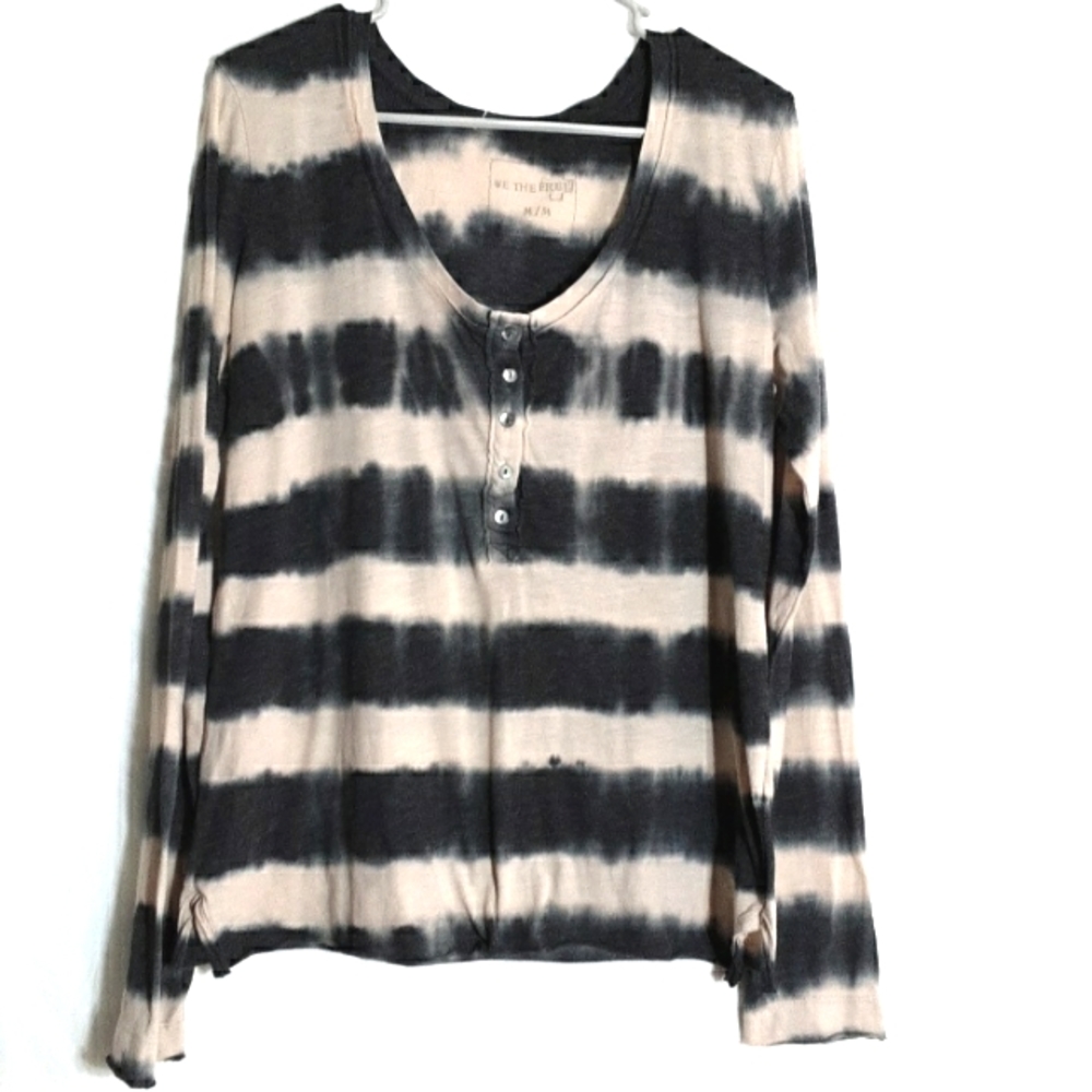 Free People Black and Tan Pull Over Long Sleeve Top Fits to L.